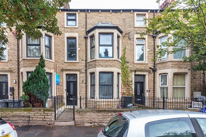 6 Bedroom Terraced House For Sale In Chatsworth Road, Morecambe, LA4