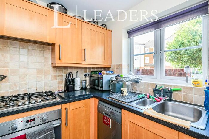 2 Bedroom Terraced House To Rent In Cunningham Avenue, PO2