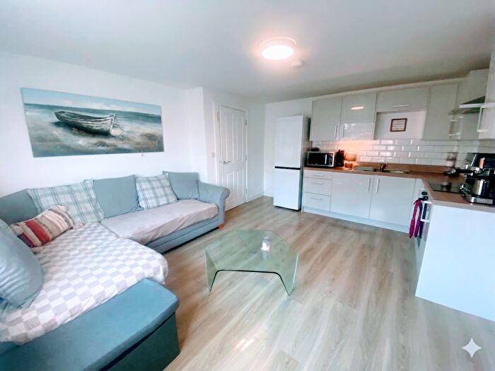 1 Bedroom Flat To Rent In Marie Court, Malvern Road, Bournemouth, Bournemouth Christchurch Poole, BH9