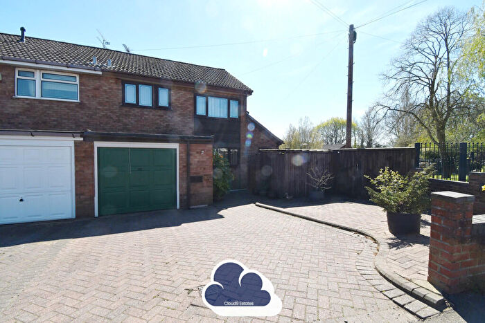 3 Bedroom Semi Detached House For Sale In Grange Road, Coventry, CV6