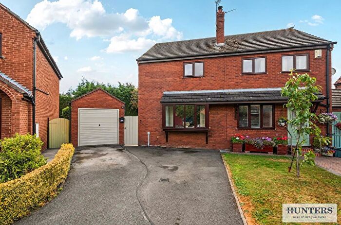 3 Bedroom Semi-Detached House For Sale In Holmes Drive, Riccall, York, YO19