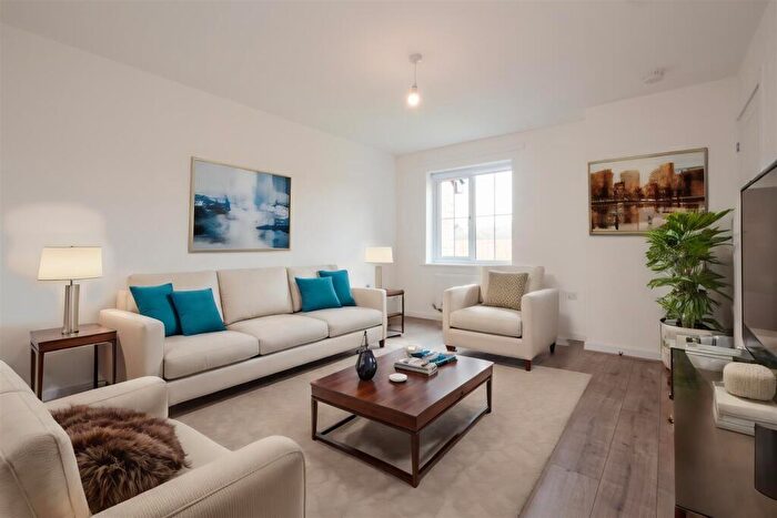 3 Bedroom Semi-Detached House To Rent In Barton Quarter, Horwich, BL6