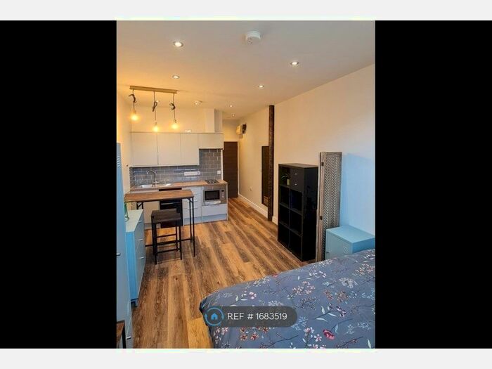 Studio To Rent In Portland Street, Huddersfield, HD1