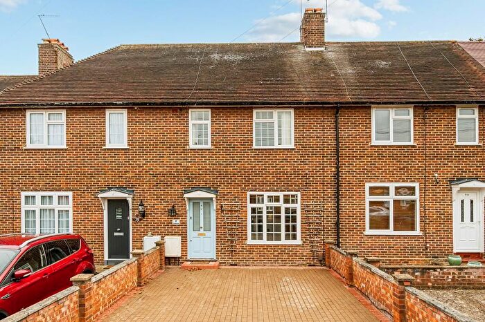3 Bedroom Terraced House For Sale In Greatdown Road, Hanwell, London, W7