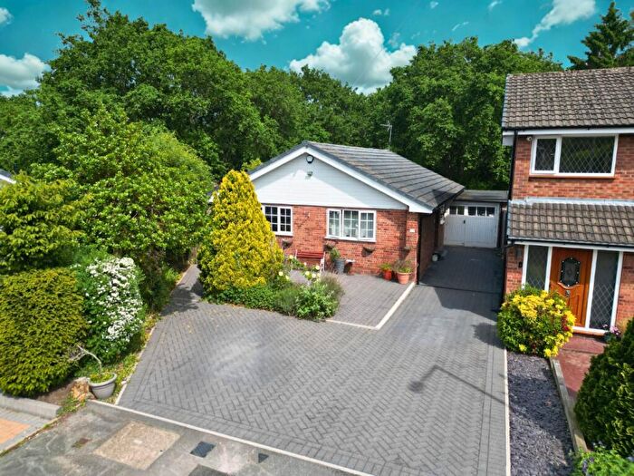 4 Bedroom Detached House For Sale In Brookside Avenue, Stockport, Cheshire, SK2