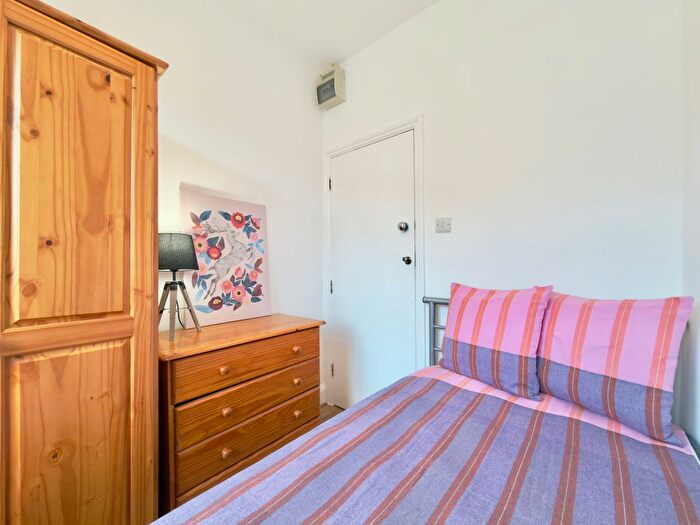 1 Bedroom Flat To Rent In Uxbridge Road, Stanmore, HA7