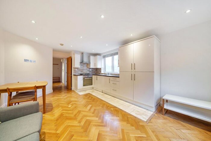 1 Bedroom Flat To Rent In Benton's Lane, London, SE27