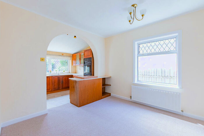 3 Bedroom Bungalow For Sale In Risdale Road, Ashton Vale, Bristol, BS3