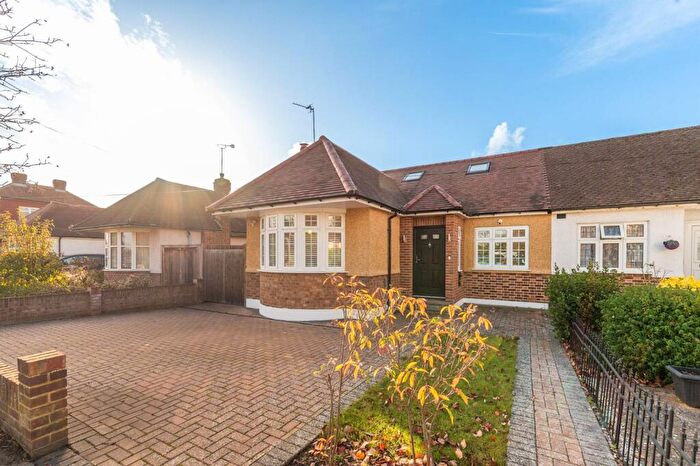 4 Bedroom Bungalow For Sale In Darley Drive, New Malden, KT3