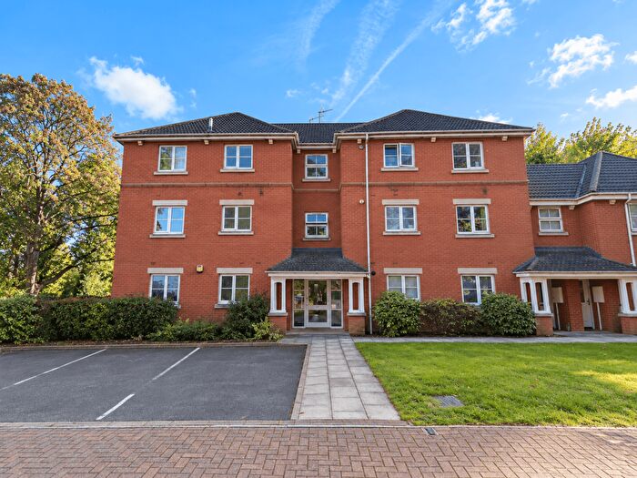 2 Bedroom Flat To Rent In Pembury Avenue, Longford, Coventry, CV6