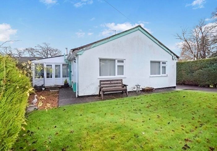 3 Bedroom Detached Bungalow For Sale In Mawnog Fach, Bala, LL23