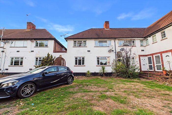 2 Bedroom Flat For Sale In Hook Rise North, Surbiton, Surrey., KT6