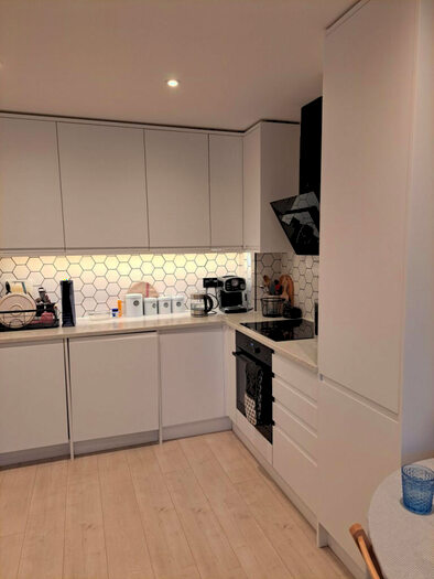 2 Bedroom Apartment To Rent In Skyline Plaza Building, Commercial Road, London, E1