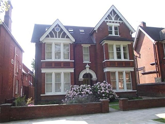 1 Bedroom Property To Rent In De Parys Avenue, Bedford, MK40