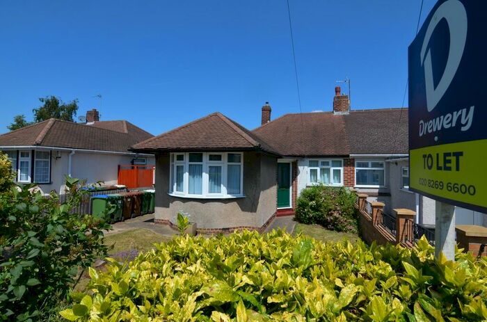 2 Bedroom Semi-Detached Bungalow To Rent In Cherrydown Road, Sidcup, DA14