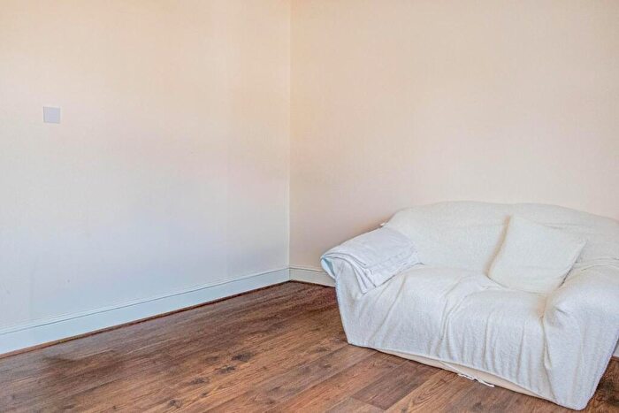 1 Bedroom Apartment To Rent In Northville Road, Filton, BS7