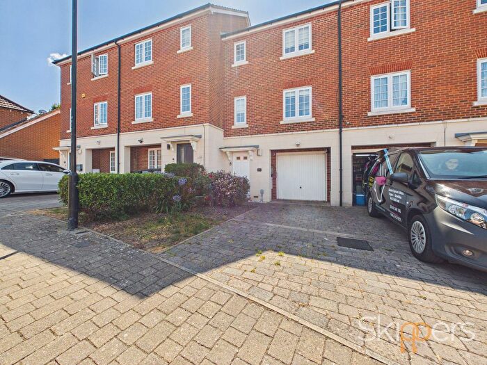 3 Bedroom Terraced House For Sale In Running Foxes Lane, Ashford, TN23