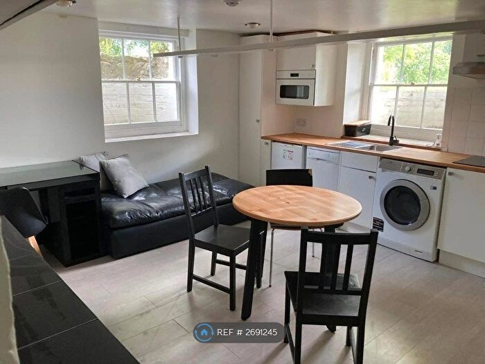 1 Bedroom Flat To Rent In Wateringbury, Maidstone, ME18