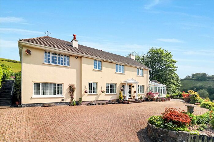 4 Bedroom Detached House For Sale In Heasley Mill, South Molton, Devon, EX36