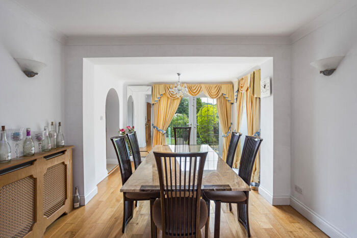 5 Bedroom Detached House For Sale In Swindon Lane, Cheltenham, GL50