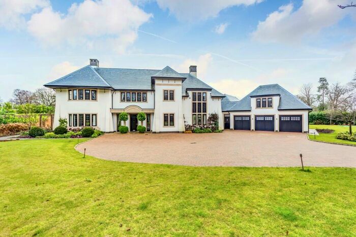 9 Bedroom Detached House To Rent In Mansion House Drive Stanmore, HA7