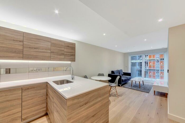 2 Bedroom Flat For Sale In Royal Arsenal Riverside, Duke Of Wellington Avenue, Woolwich, London, SE18