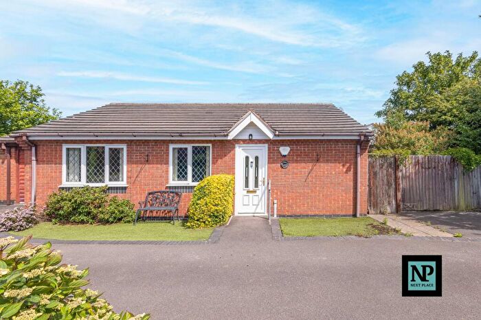 2 Bedroom Bungalow For Sale In Amington Road, Tamworth, B77