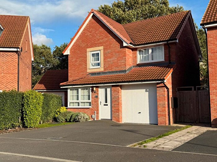 3 Bedroom Detached House For Sale In Pius Avenue, Lincoln, LN6