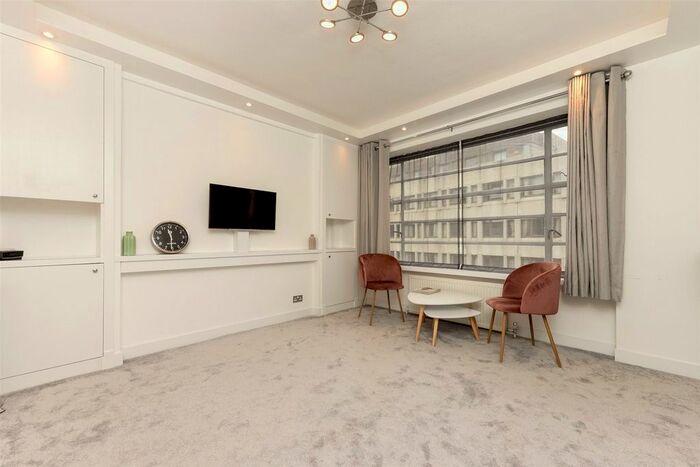 Studio To Rent In Vandon Court, Petty France, Westminster, London, SW1H
