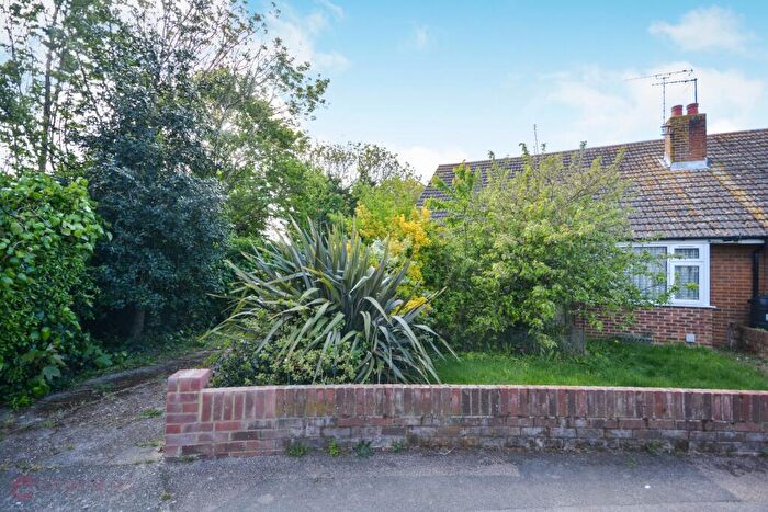 2 Bedroom Semi-Detached Bungalow For Sale In Beaufort Avenue, Ramsgate, CT12
