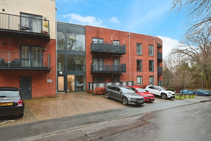 2 Bedroom Flat For Sale In Olympic Way, High Wycombe, HP13
