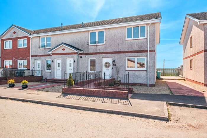 2 Bedroom Flat For Sale In Pipers Court, Shotts, ML7