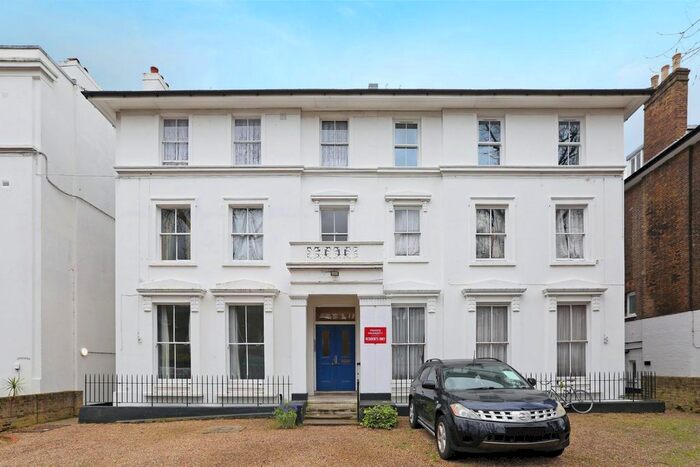 2 Bedroom Flat To Rent In Denmark Hill, London, SE5