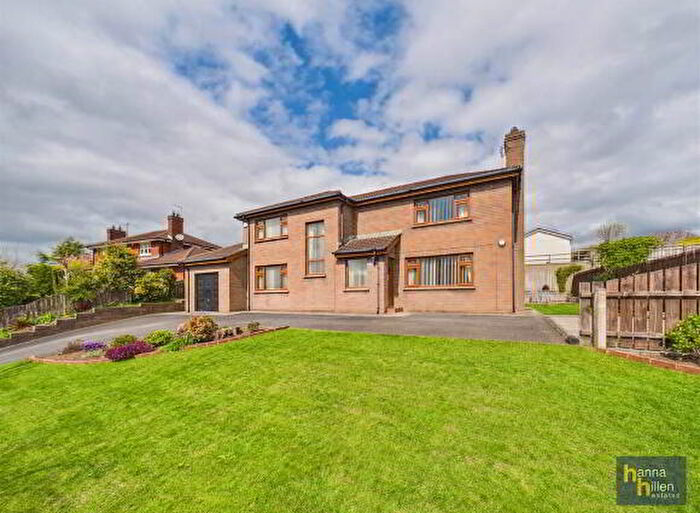 4 Bedroom Detached House For Sale In Hollywood Grove, Newry, BT34