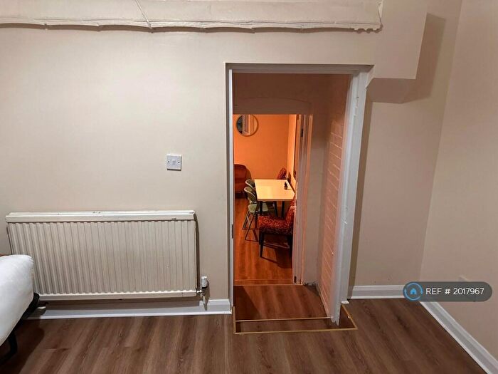 1 Bedroom Flat To Rent In London, London, N8