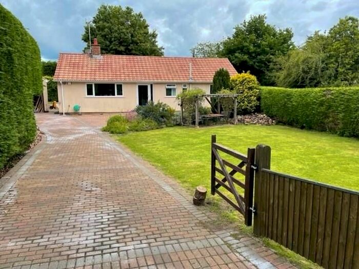 3 Bedroom Detached Bungalow For Sale In Clapper Lane, Staplehurst, Tonbridge, TN12