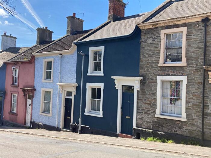 3 Bedroom Terraced House For Sale In Chapel Hill, Clevedon, BS21