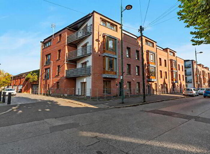 2 Bedroom Apartments For Sale In Apt, Templemore Avenue, Belfast, BT5