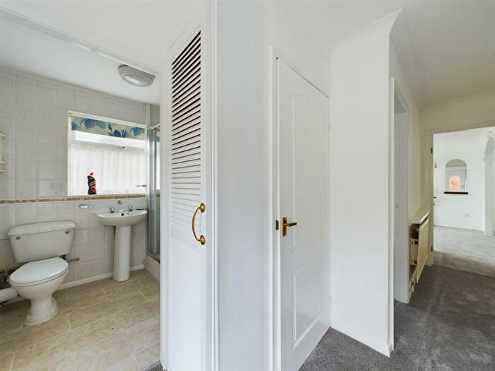 2 Bedroom Detached Bungalow For Sale In Childwall Avenue, Wirral, CH46