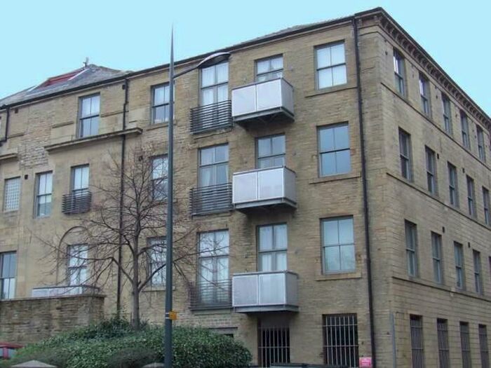 1 Bedroom Flat To Rent In Treadwell Mills, Little Germany, Bradford, BD1