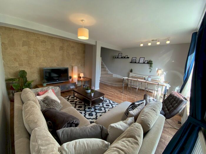 4 Bedroom Property To Rent In West Drive, Birmingham, B5