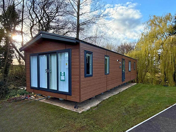 2 Bedroom Lodge For Sale In Northallerton, Yorkshire, DL6