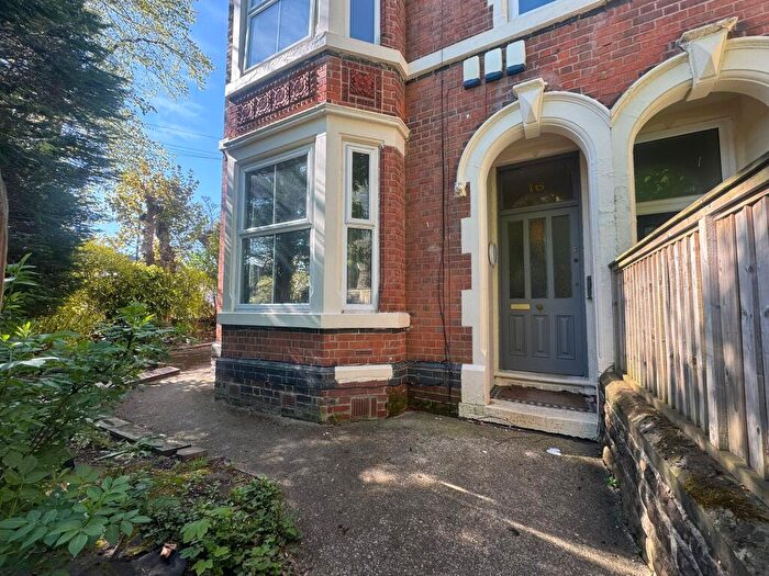 2 Bedroom Flat To Rent In Vickers Street, Mapperley Park, NG3