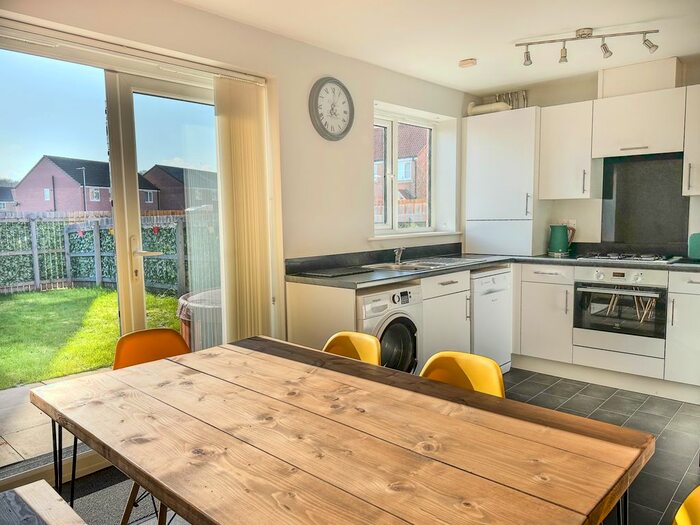 3 Bedroom Semi-Detached House To Rent In Sycamore Drive, Castleford, WF10