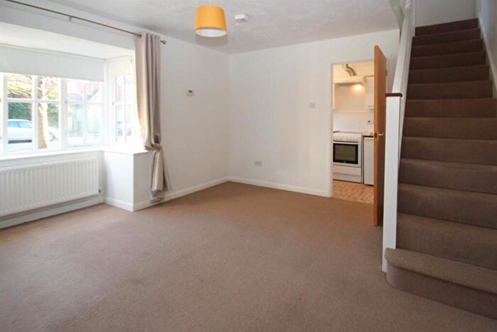 1 Bedroom Terraced House To Rent In Blackthorn, CB4