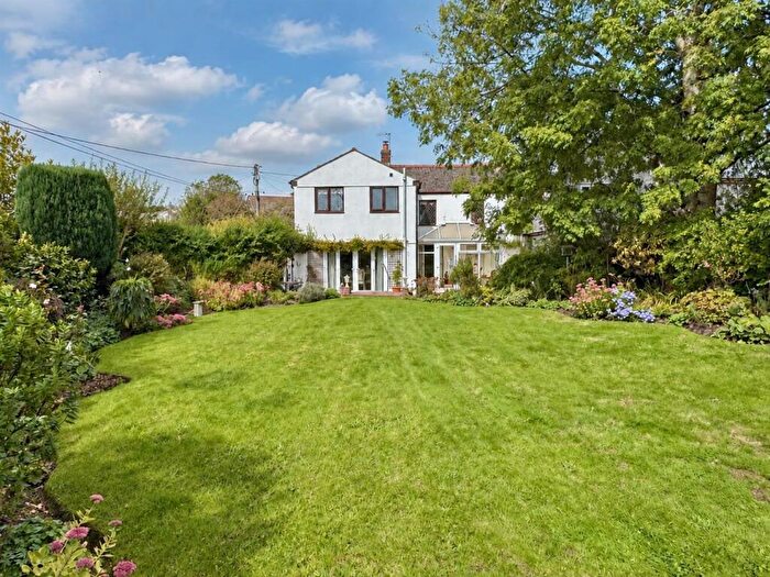 3 Bedroom Semi-Detached House For Sale In Phernyssick Road, St. Austell, PL25