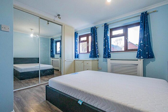 2 Bedroom House To Rent In Ash Walk, Brentry, Bristol, BS10