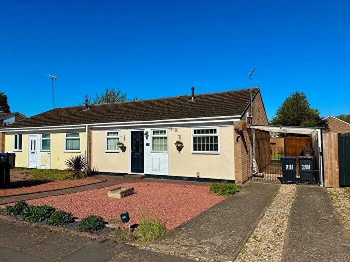 2 Bedroom Semi-Detached Bungalow For Sale In Obelisk Rise, Kingsthorpe, Northampton, NN2