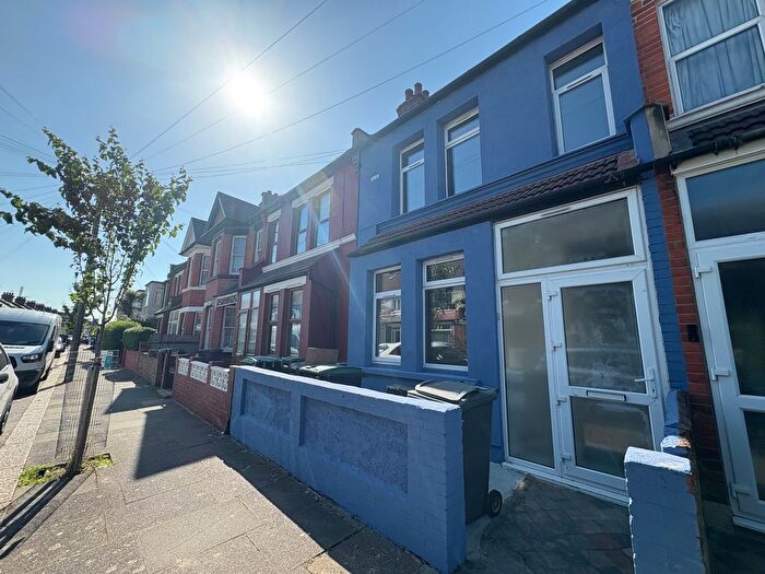 4 Bedroom Terraced House To Rent In Rosebery Avenue, London, N17