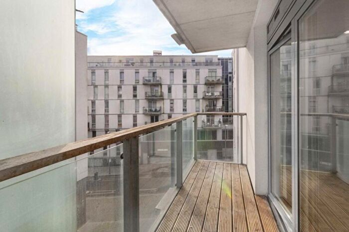 Studio To Rent In Empire Way, Wembley, HA9